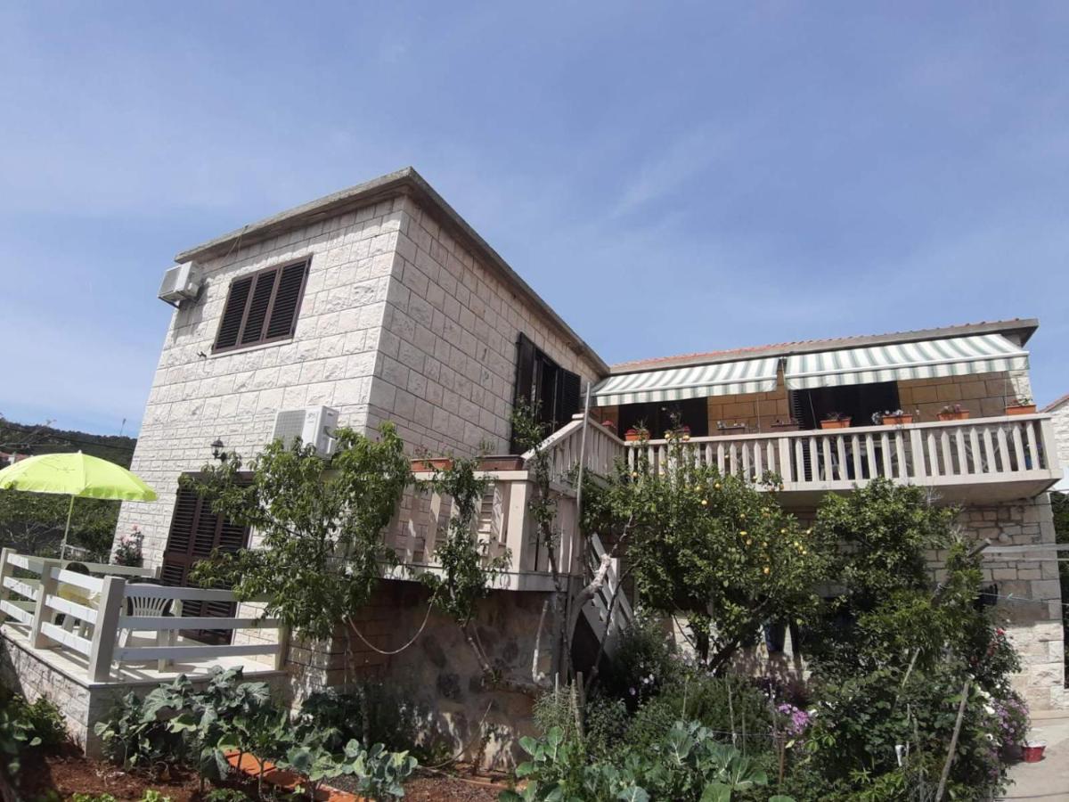 Apartmani Luce Sumartin Εξωτερικό φωτογραφία